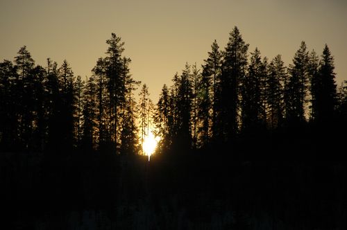 At 10:15, the sun first peers over the hill